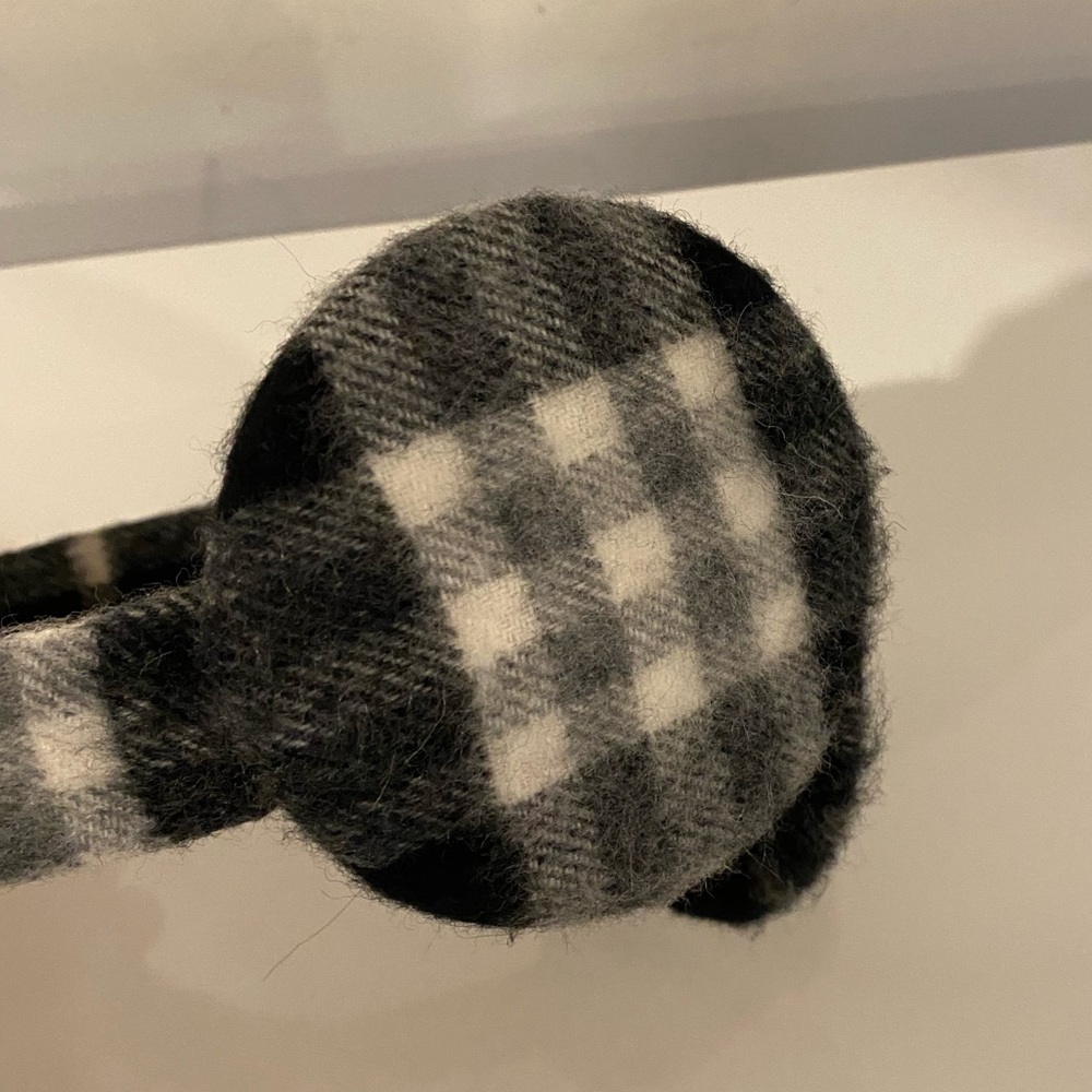 Burberry Black and Gray Earmuffs - Picture 4 of 10